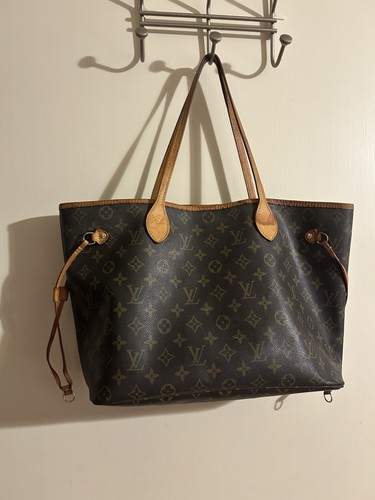 Authentic Louis Vuitton Neverfull Tote MM Brown Canvas Monogram