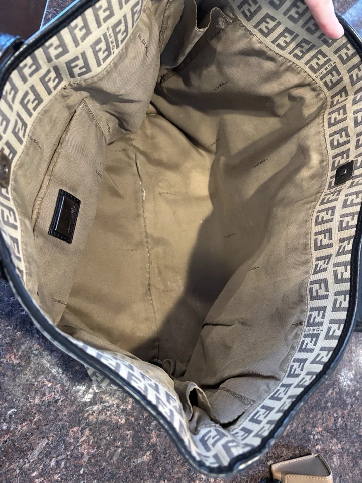 Auténtico bolso shopper Fendi Foto 4 de 4