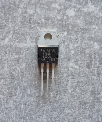 BTB16-600CW Triac Thyristor 600V 16A TO220 Menge Wählbar