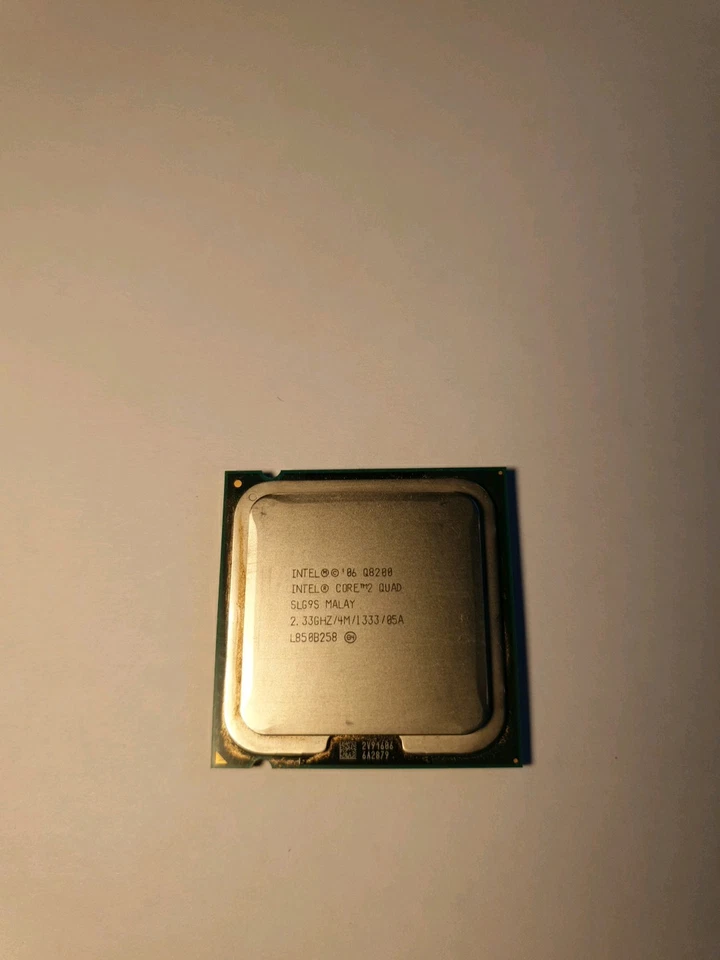 Intel SLG9S Core2 Quad CPU Q8200 @ 2.33 GHz Slot - LGA775 - Bild 4 von 4