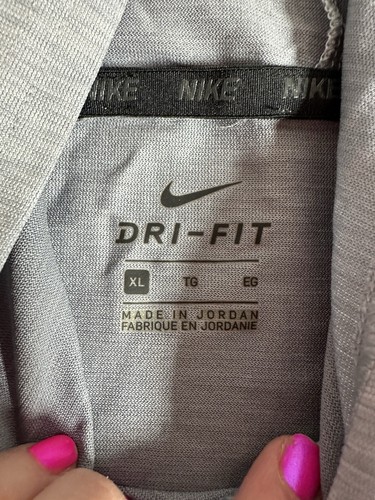 Nike Therma Pullover Training Dri-Fit With Hood Grey Boys Size XL - Picture 3 of 7