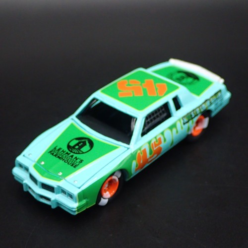1982 82 Pontiac Grand Prix Demolición Derby 1:64 Escala Diorama Coche Modelo - Imagen 6 de 8
