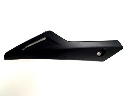 59P-28385-00 support carénage inférieur gauche pour YAMAHA FZ 8 S FAZER occasion