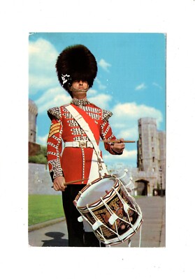 AK Ansichtskarte Windsor Castle / Sergeant Drummer / Coldstream Guards