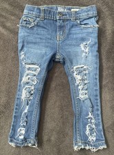 OshKosh B  gosh Distressed Skinny Ripped Jeans Toddlers 24 Months Pre-Owned Cute 