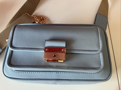 Michael Kors Umhängetasche Bradshaw MD PKT Messenger Leder hellblau Neu