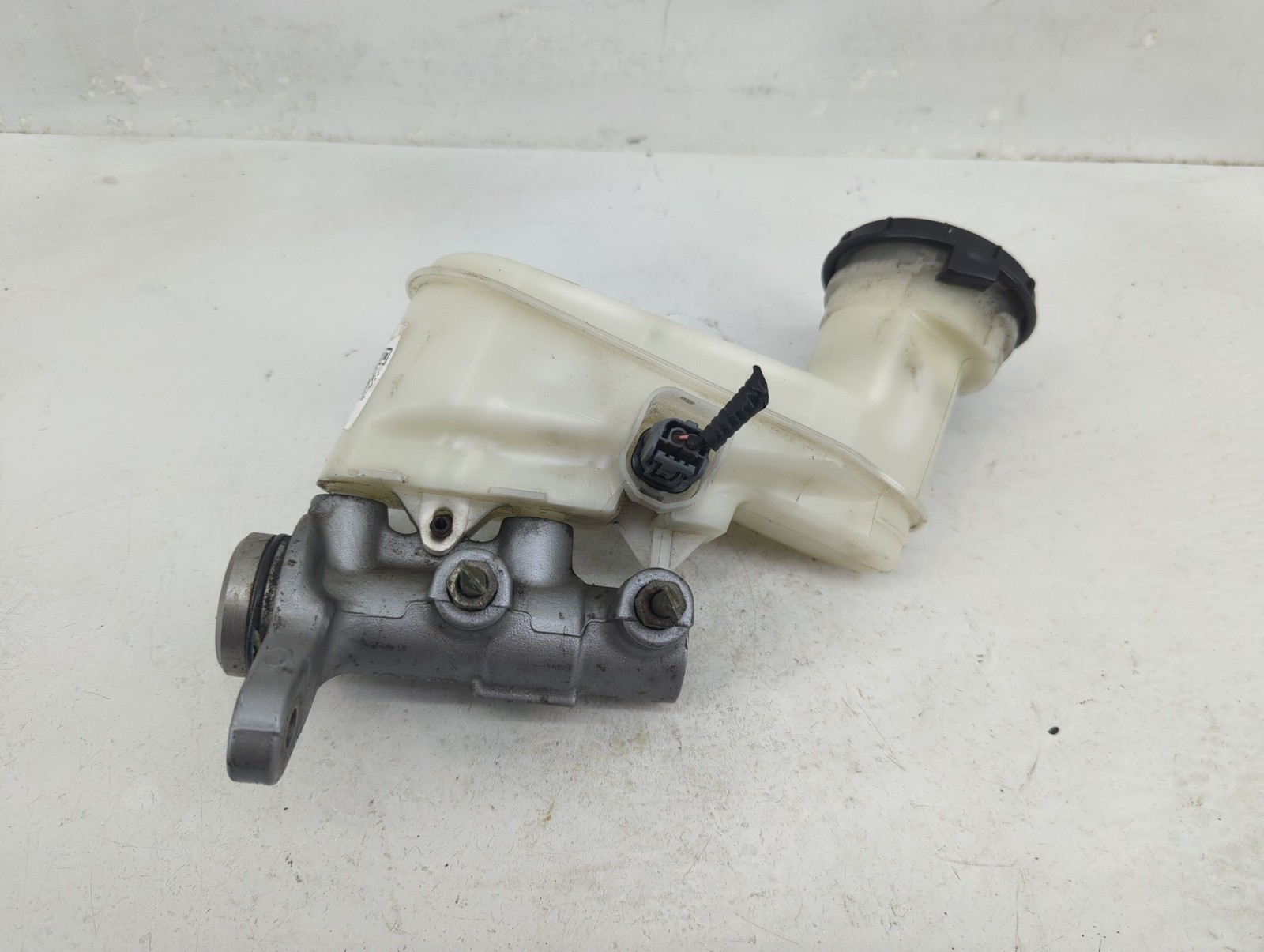 2016-2022 Honda Pilot Brake Master Cylinder A5LEB