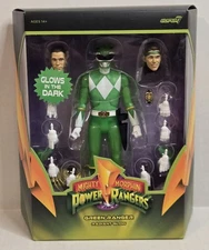 Super7 ULTIMATES! Mighty Morphin Power Rangers Green Ranger (Glow) - 7" Power...