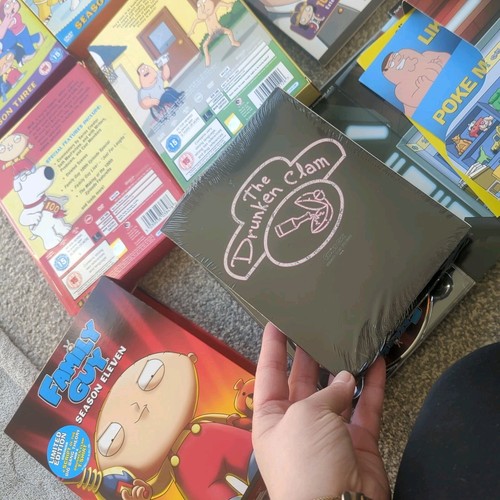 Family Guy DVD Season Bundle + T Shirts 1-14 - Picture 3 of 4