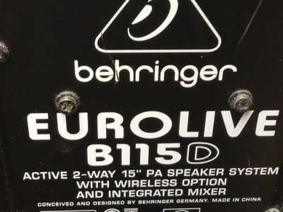 Behringer Eurolive B115D 1000w Active Speaker serial S1504271ALB