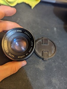 Chinon 55mm f1.7 Auto lens with hood and filter – M42 Mount