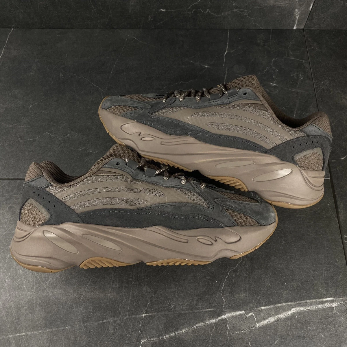 Adidas Yeezy Boost 700 V2 Mauve - Size 13 - GY0724 - Brand New - Replacement Box