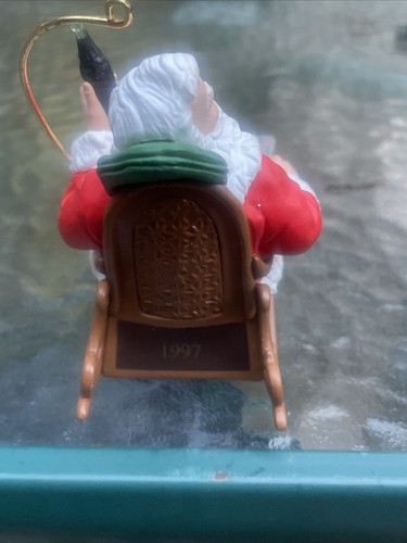 Hallmark Ornamento ricordo artigianale 1997 prendendo una pausa Coca-Cola Babbo Natale - Foto 6 di 11
