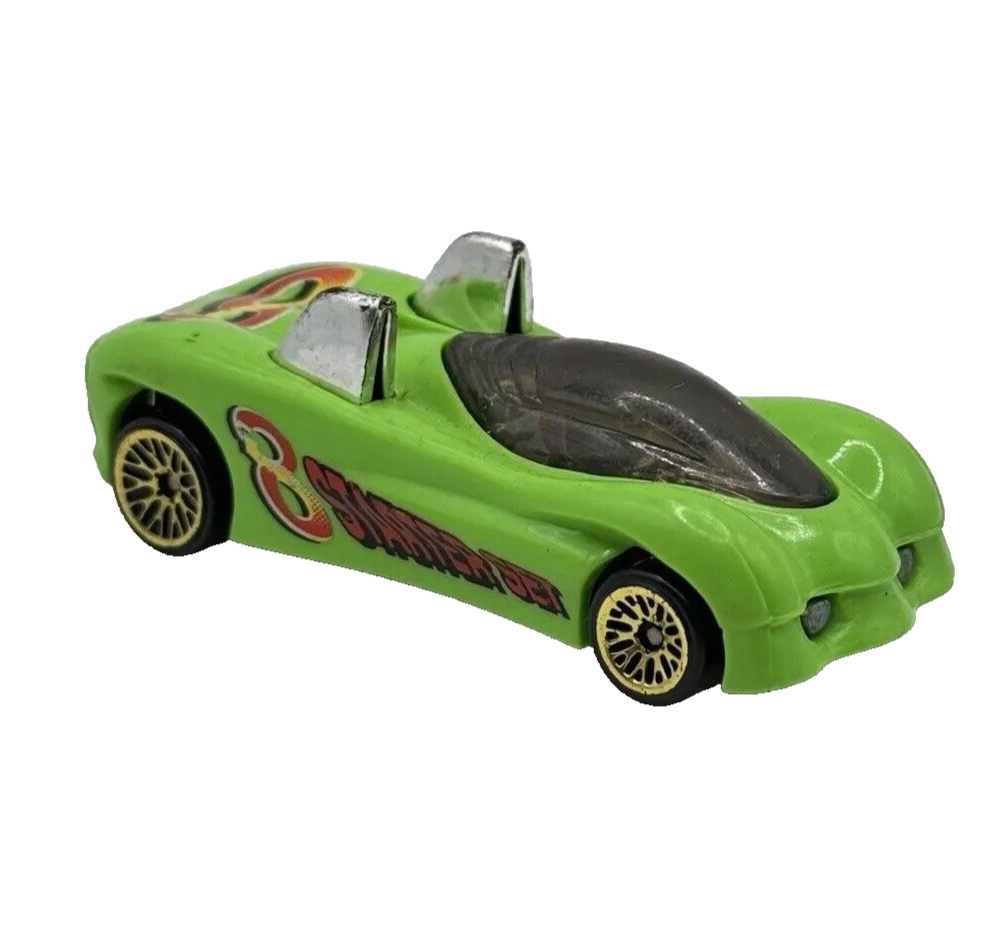 Power Pipes Figure 8 Starter Set Hot Wheels 1997 Green #8 Race Car Exclusive