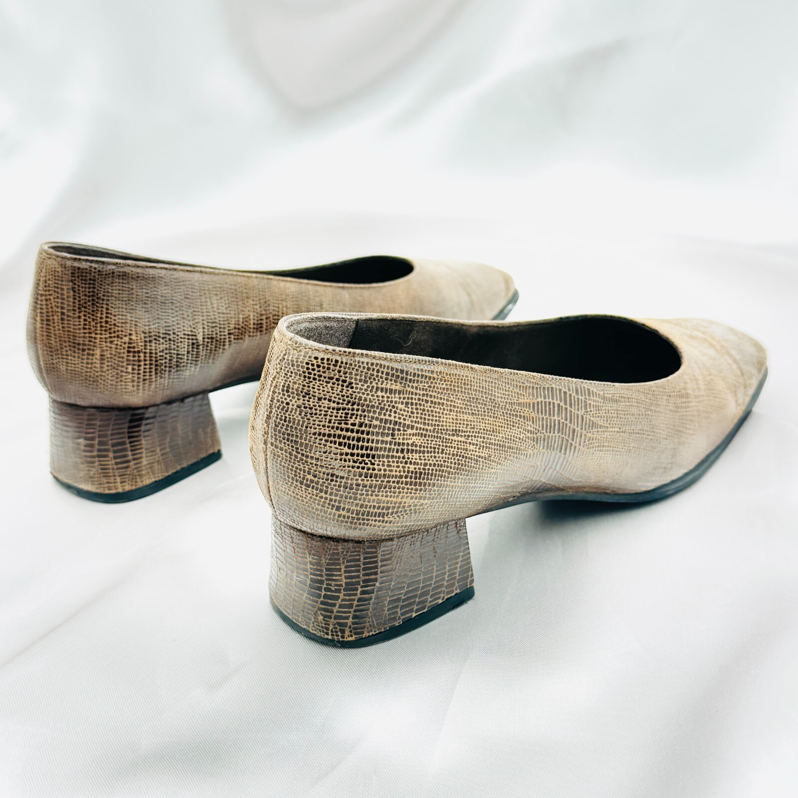 Stuart Weitzman Gray Patterned Leather Pumps Squa… - image 6