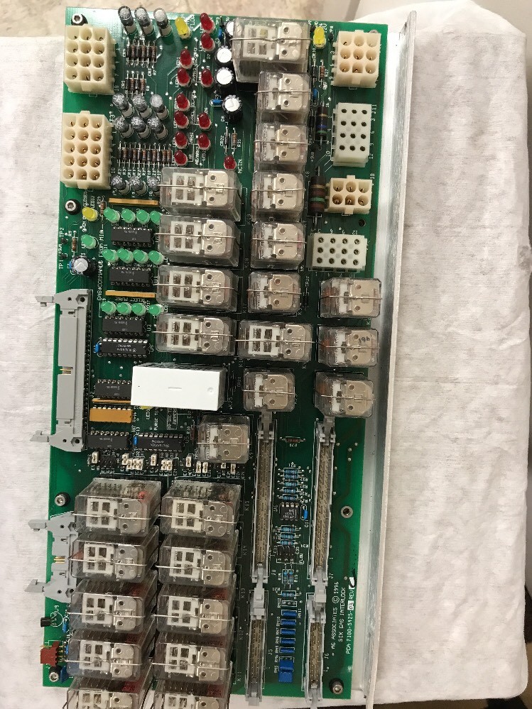 Picture 1 of 4