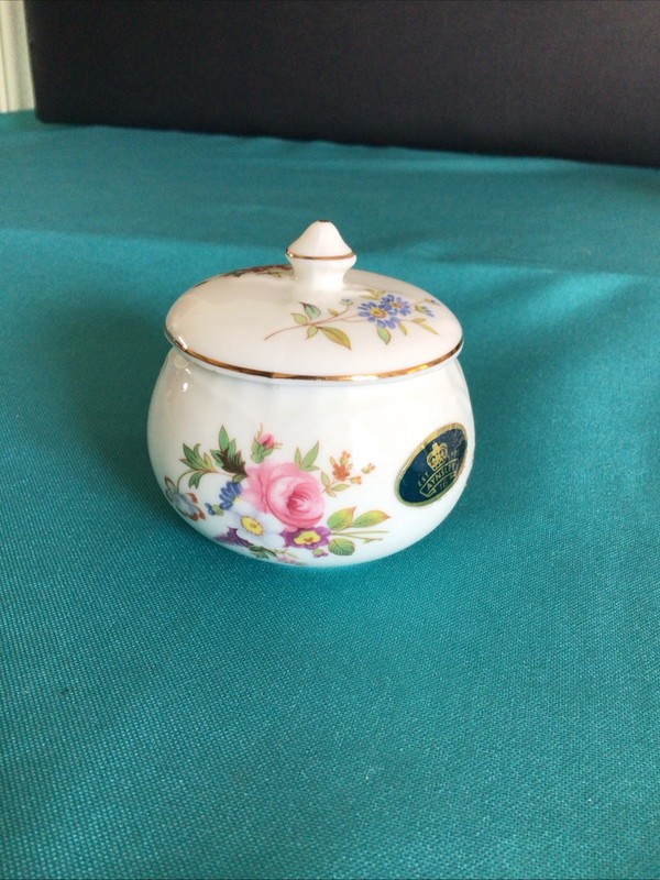 Lovely Vintage Aynsley Howard Sprays Fine Bone China Trinket Dish W/ Lid