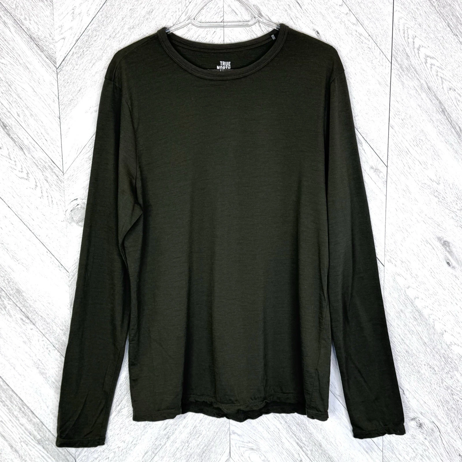 True North Base Layer Tee Top Shirt Merino Wool Green Mens Size Medium Gorpcore