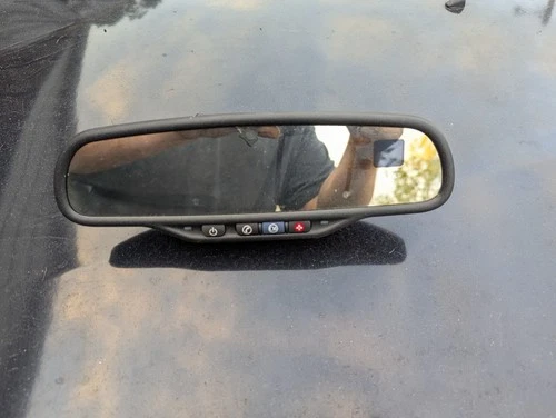 07-14 Avalanche, Silverado, Suburban, Tahoe, and GMC equivalents RearView Mirror