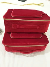 2 Estée Lauder Red Make Up Bag Case From 2023 Xmas Set Gold Tone Zip Around