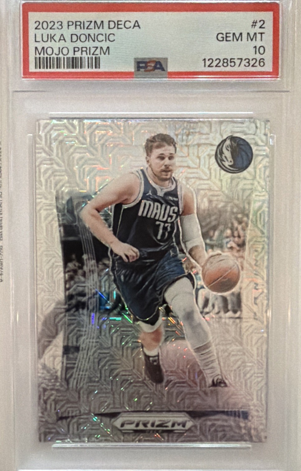 2023 Panini Prizm Deca Luka Doncic #2 - Mojo Prizm /25. PSA 10.