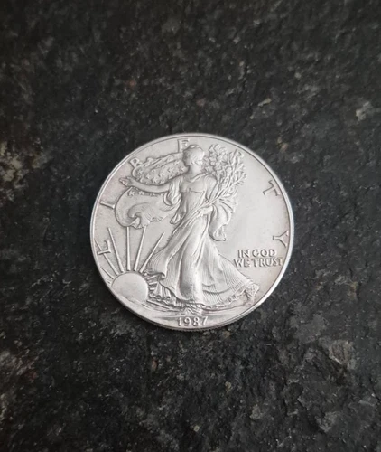 1987 American Silver Eagle 1 Troy Oz .999 Fine Silver