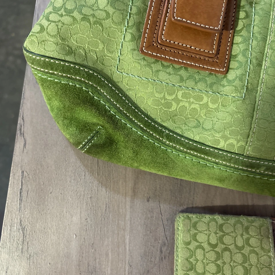 Coach Tote Bag Green Womens Large Signature Soho Y2k Canvas Leather Suede Purse  - Image 2 of 4