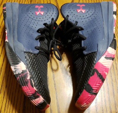 Under Armour Girl s Jet 2019 GS Basketball Shoes Grey/Pink/Black Camo Size: 7 Y 