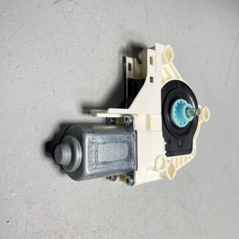 Audi Q3 Quattro 2015-2018 puerta trasera izquierda conductor ventana vidrio regulador motor OEM Foto 3 de 4