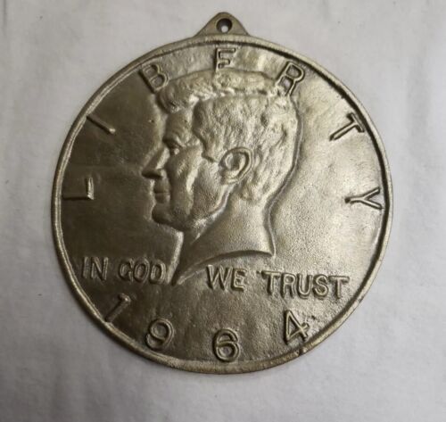 1964 Kennedy Aluminum Large Vintage Style Half Dollar Replica Wall Decor 922 - Picture 1 of 4