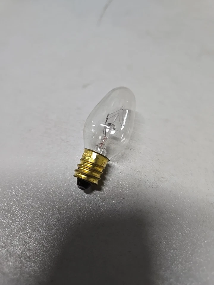 25 Pack Night Light Bulbs 7C7C 7W Watt 120V Volt C7 Candelabra Base Clear 7 Watt - Image 2 of 3