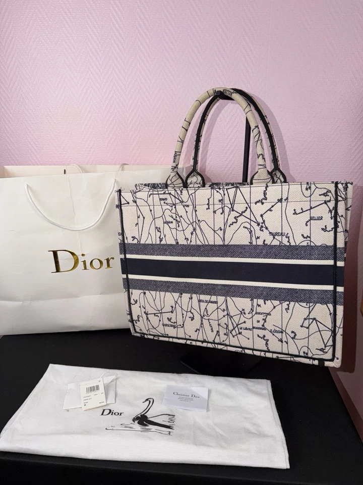 Dior Book Tote, photo 2 sur 5