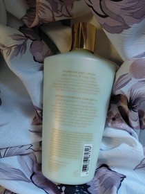 VICTORIA'S SECRET ENDLESS LOVE BODY LOTION 8.4 OZ / 250 ML Lot Of 2