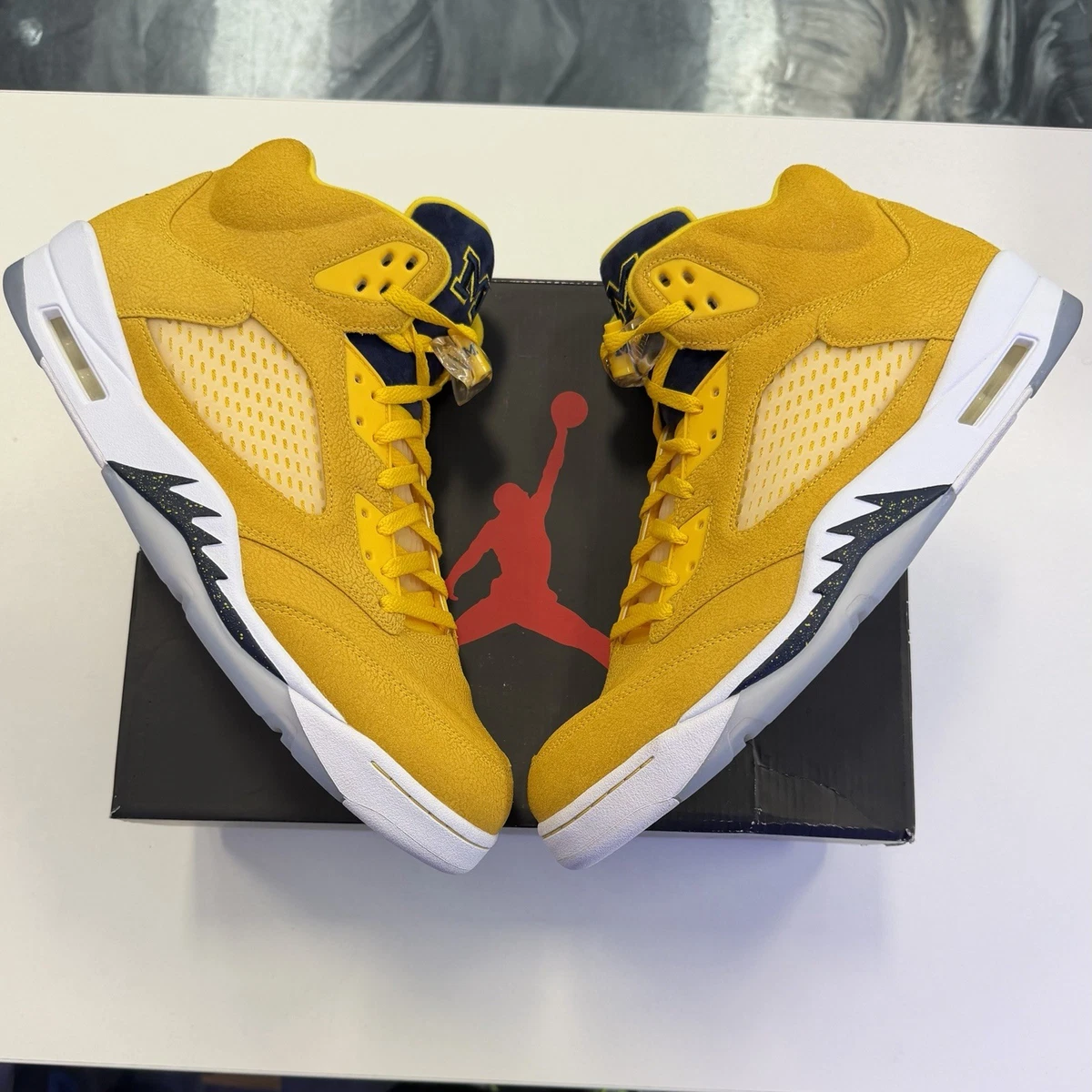 Jordan 5 Retro PE Michigan | eBay