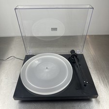 Pro-Ject 1-Xpression Turntable With Carbon fiber Tonearm and Oyster Cartridge