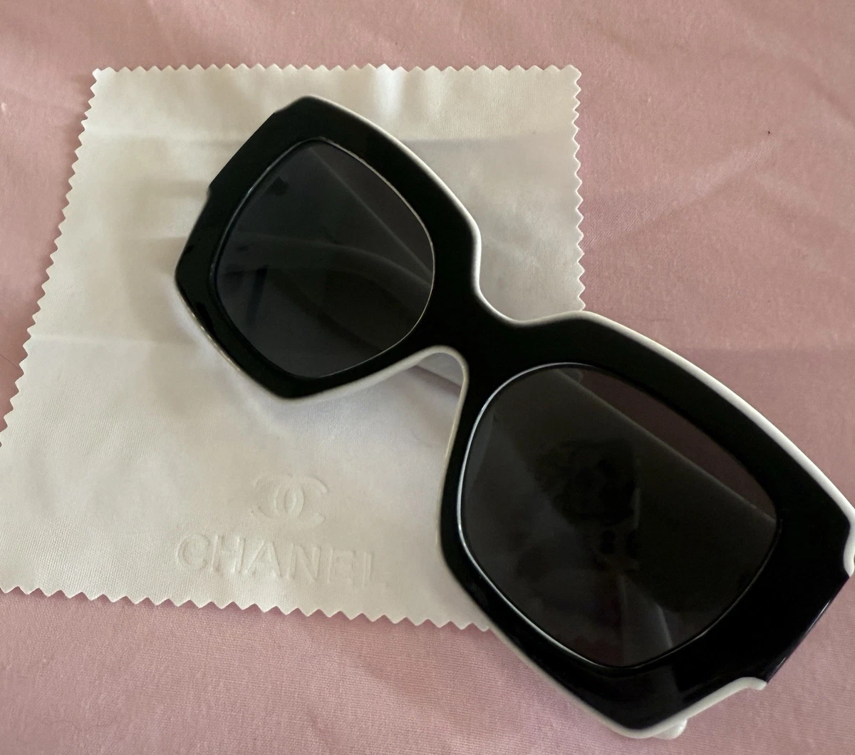 CHANEL White Square Sunglasses for Women for sale | eBay display picture 2