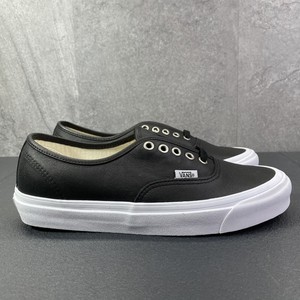 black authentic vans size 8
