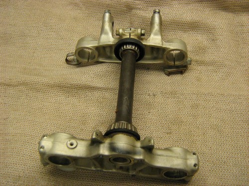 1980 suzuki pe175 triple clamp tree headset - Picture 2 of 5
