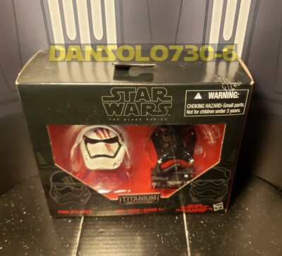 Hasbro Star Wars Black Series Titanium FN2187 & First Order Tie Pilot 05 Helme