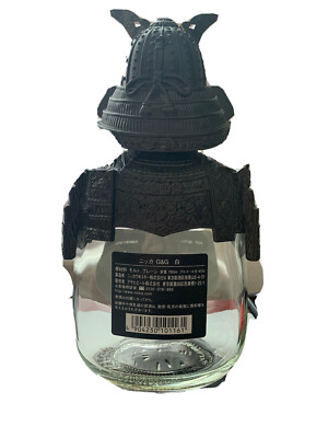 NIKKA Samurai G&G Gold & Gold Whisky Liquor Bottle Metal Knight Topper JAPAN NGK