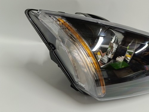Driver Headlight for Ford Focus 05-11 - Picture 3 of 7
