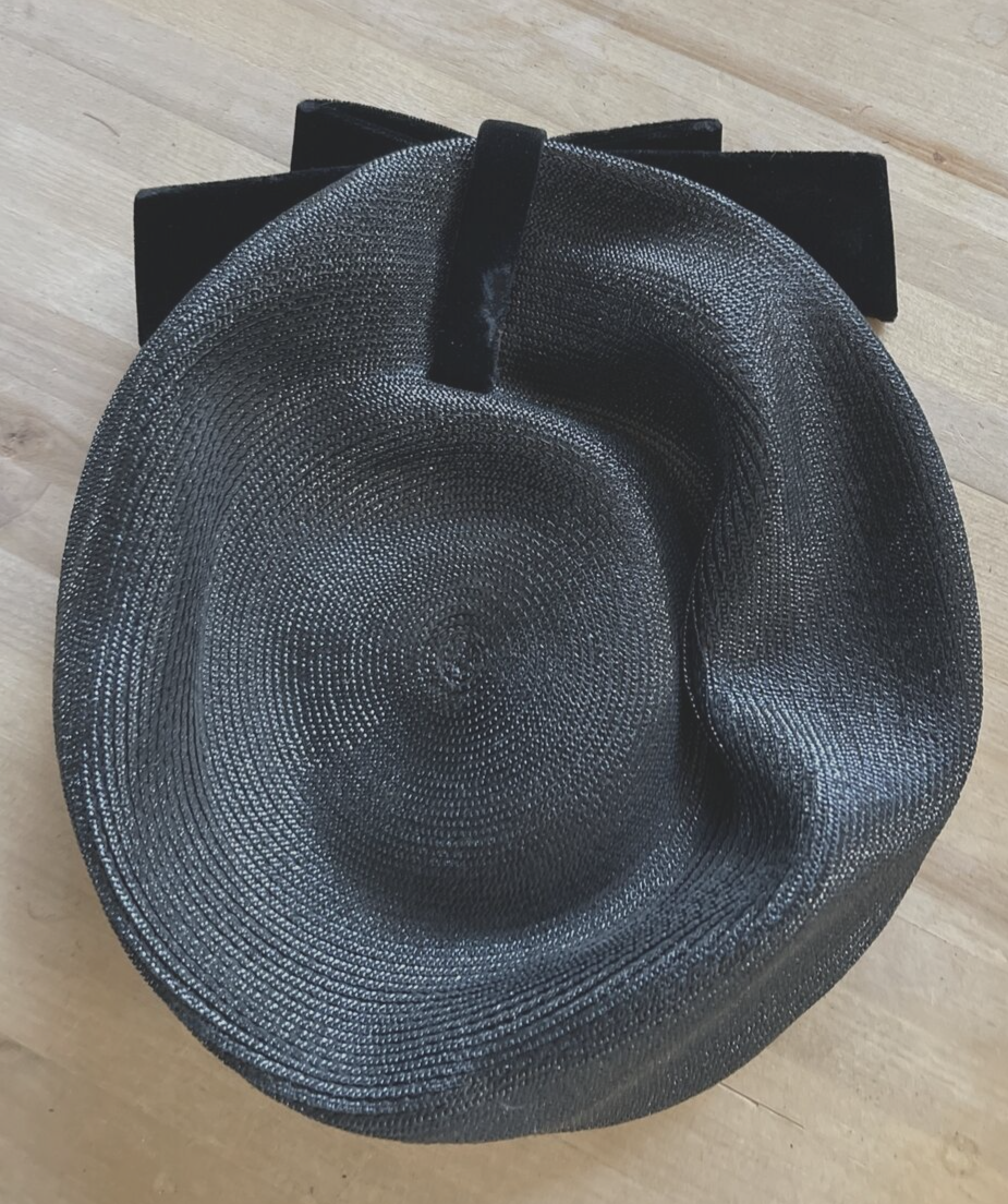 Vtg 1950s Gilbert Orcel Jr Paris Black Velvet Beaded Cocktail Hat Best & Co 5th VTG Gilbert Orcel Cocktail Hat Feather Rhinestones Spiderweb  main image 3