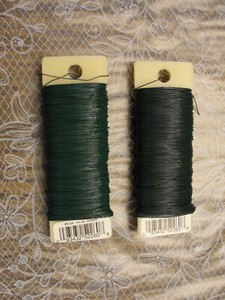2 Floral Paddle Wire 26 Gauge Green 1/4 lb. Each