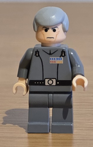ÚLTIMO LEGO ORIGINAL STAR WARS FiGURA DE GRAND MOFF TARKIN GOBERNADOR DE LA ES - Imagen 6 de 19