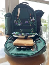 PICNIC TIME The Columbus Back Pack For 2 Wine Holder Utensils pre-owned