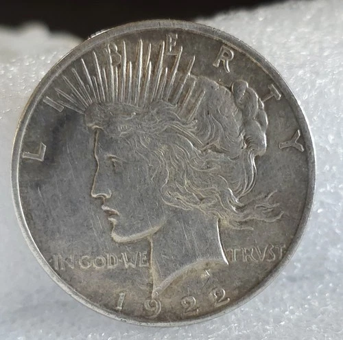 1922-D PEACE SILVER DOLLAR