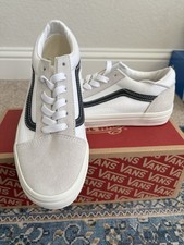 Vans Old Skool Unisex Kids 5.5 White Suede Sneakers VN0A55EE6YB2