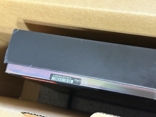 Lenovo Legion 7i Gen 9 16 240 Hz QHD+ 2,2 GHz i9-14900HX 32 GB 1 TB SSD RTX 4070 - Foto 15 di 19