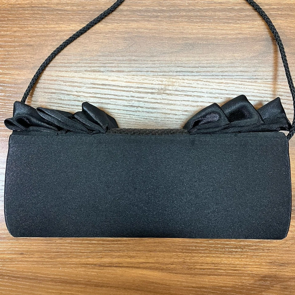 Bolso sin asas Jessica McClintock para mujer negro vintage con lazo y volantes lentejuelas Foto 4 de 4