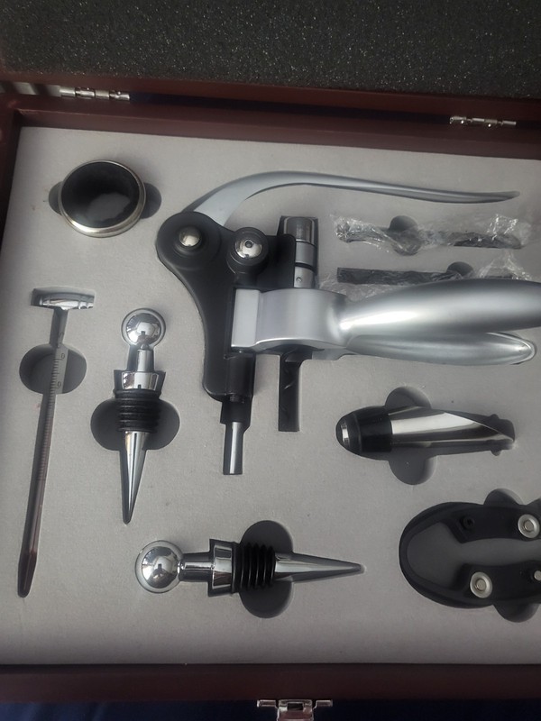 Michael Nash Wine Opener Set Lever Corkscrew Stoppers Foil Cutter Red Wood Box